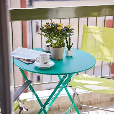 Apartment F & B Collection - Flat For 4