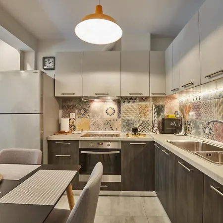 Διαμέρισμα F & B Collection - Flat For 4 *